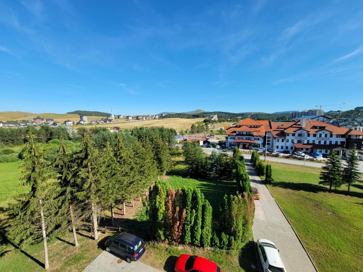 Goldview