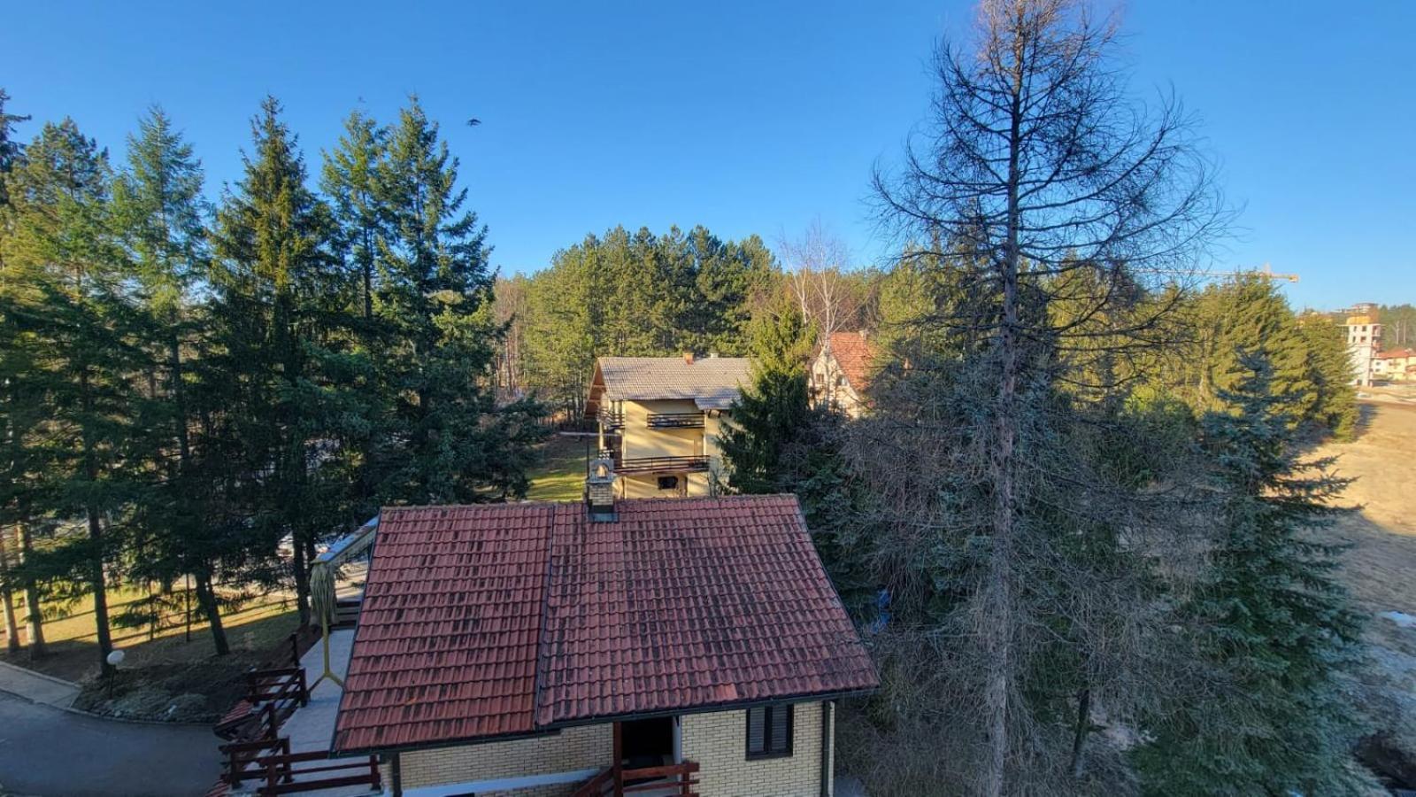 Goldview Apartment